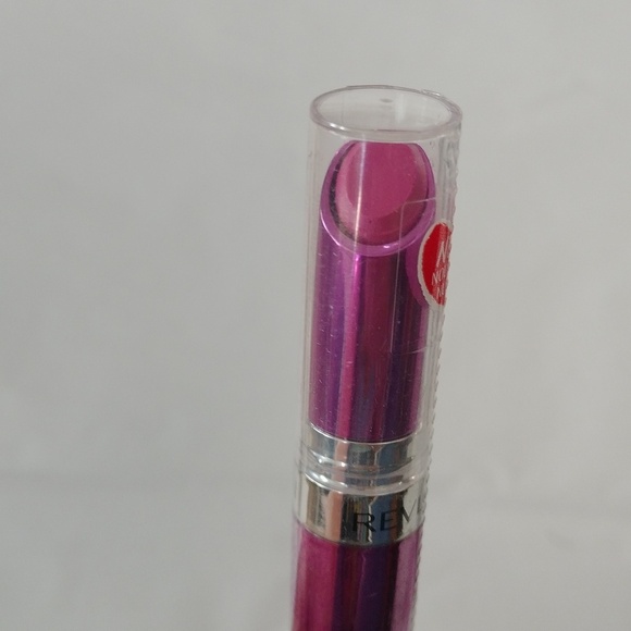 Revlon Cosmetics Bundle #1 Sealed Items - Picture 4 of 12